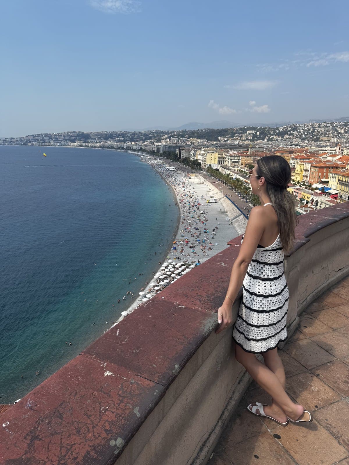 Corinne above the Baie des Anges in Nice